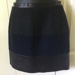 Sandro wool and Leather skirt size 1